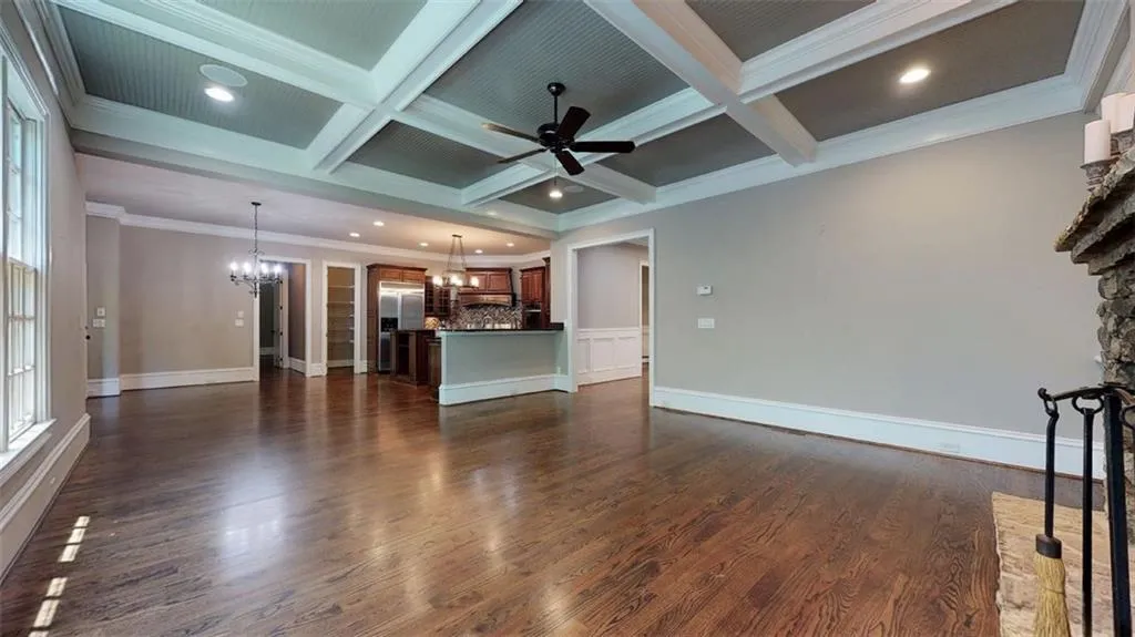 4585 Peachtree Dunwoody Road, Sandy Springs, Georgia 30342, 5 Bedrooms Bedrooms, ,4 BathroomsBathrooms,Residential,Sold,4585 Peachtree Dunwoody Road,6878417