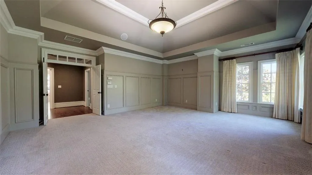 4585 Peachtree Dunwoody Road, Sandy Springs, Georgia 30342, 5 Bedrooms Bedrooms, ,4 BathroomsBathrooms,Residential,Sold,4585 Peachtree Dunwoody Road,6878417