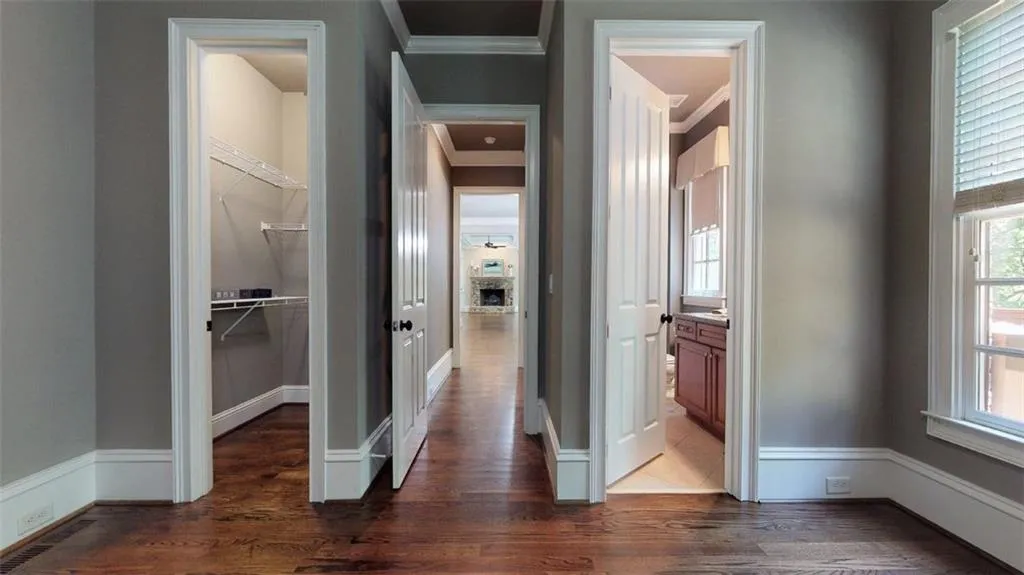 4585 Peachtree Dunwoody Road, Sandy Springs, Georgia 30342, 5 Bedrooms Bedrooms, ,4 BathroomsBathrooms,Residential,Sold,4585 Peachtree Dunwoody Road,6878417