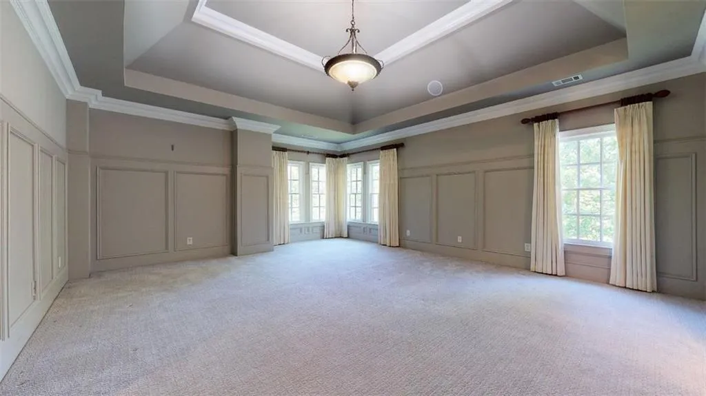 4585 Peachtree Dunwoody Road, Sandy Springs, Georgia 30342, 5 Bedrooms Bedrooms, ,4 BathroomsBathrooms,Residential,Sold,4585 Peachtree Dunwoody Road,6878417