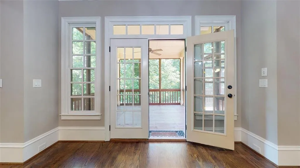 4585 Peachtree Dunwoody Road, Sandy Springs, Georgia 30342, 5 Bedrooms Bedrooms, ,4 BathroomsBathrooms,Residential,Sold,4585 Peachtree Dunwoody Road,6878417
