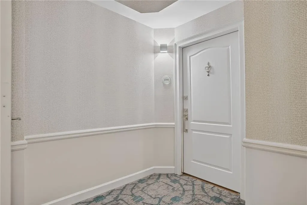 3475 Oak Valley Road Ne Unit 2350, Atlanta, Georgia 30326, 2 Bedrooms Bedrooms, ,2 BathroomsBathrooms,Residential,For Sale,3475 Oak Valley Road Ne Unit 2350,7627440