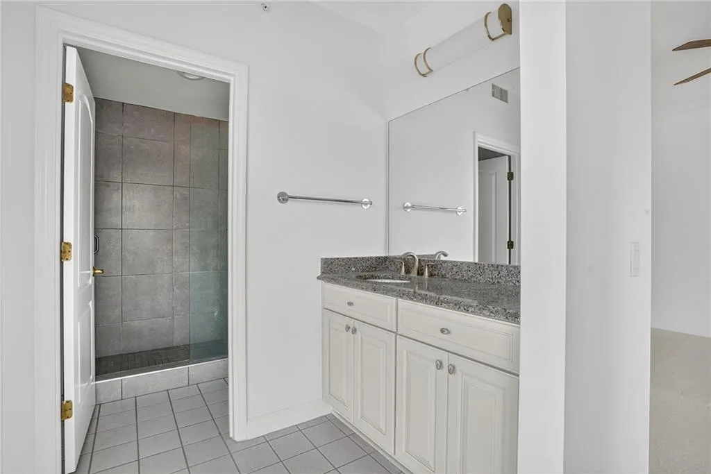 3475 Oak Valley Road Ne Unit 2350, Atlanta, Georgia 30326, 2 Bedrooms Bedrooms, ,2 BathroomsBathrooms,Residential,For Sale,3475 Oak Valley Road Ne Unit 2350,7627440