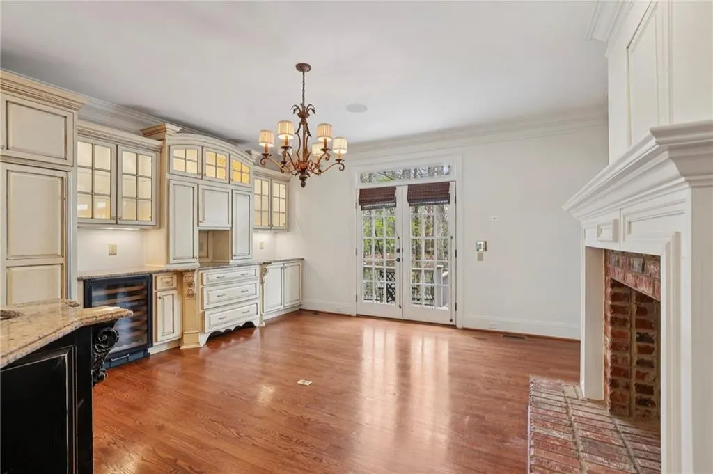 1017 Madeline Lane, Atlanta, Georgia 30350, 3 Bedrooms Bedrooms, ,2 BathroomsBathrooms,Residential,For Sale,1017 Madeline Lane,7745272