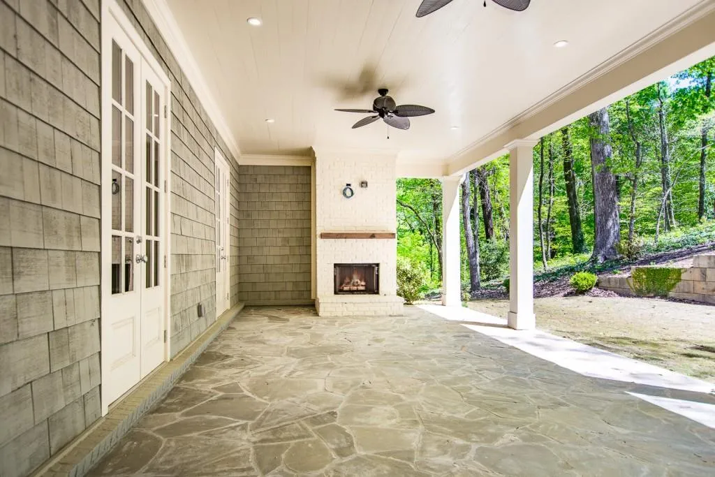 85 Maryeanna Drive, Sandy Springs, Georgia 30342, 6 Bedrooms Bedrooms, ,6 BathroomsBathrooms,Residential,Sold,85 Maryeanna Drive,6539166
