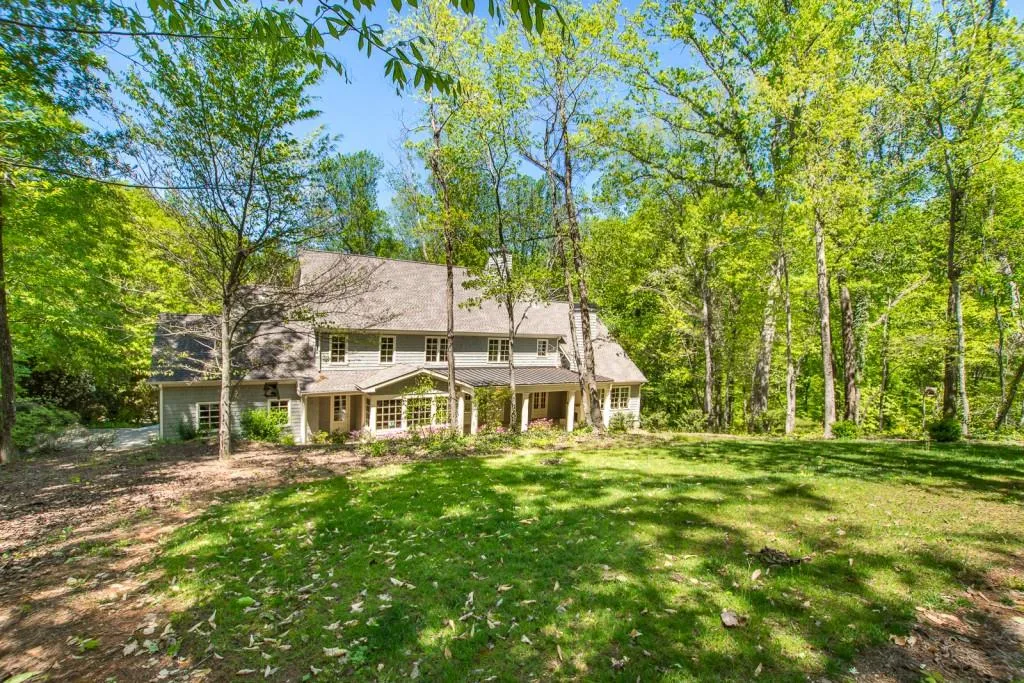 85 Maryeanna Drive, Sandy Springs, Georgia 30342, 6 Bedrooms Bedrooms, ,6 BathroomsBathrooms,Residential,Sold,85 Maryeanna Drive,6539166