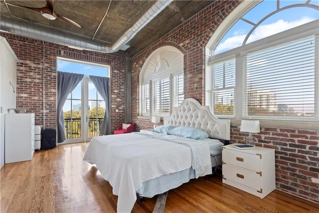 3180 Mathieson Drive Ne Unit 807, Atlanta, Georgia 30305, 2 Bedrooms Bedrooms, ,2 BathroomsBathrooms,Residential,For Sale,3180 Mathieson Drive Ne Unit 807,7671897