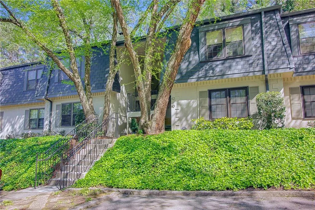 41 Glenald Way Nw, Atlanta, Georgia 30327, 3 Bedrooms Bedrooms, ,2 BathroomsBathrooms,Residential,Sold,41 Glenald Way Nw,5997896
