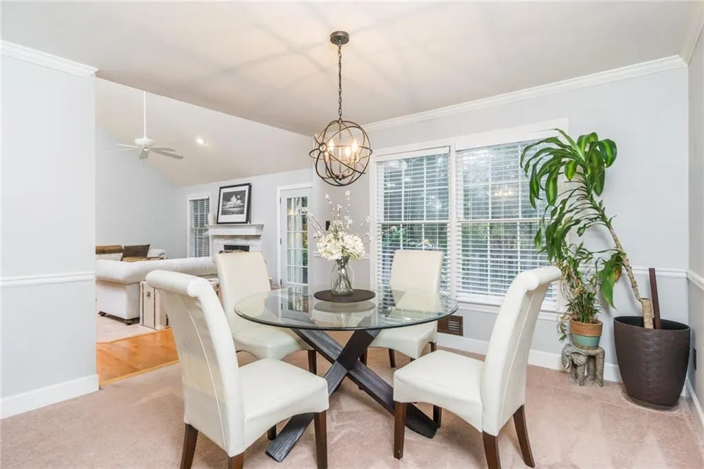 240 Dunwoody Creek Circle, Sandy Springs, Georgia 30350, 4 Bedrooms Bedrooms, ,2 BathroomsBathrooms,Residential,Sold,240 Dunwoody Creek Circle,6790019