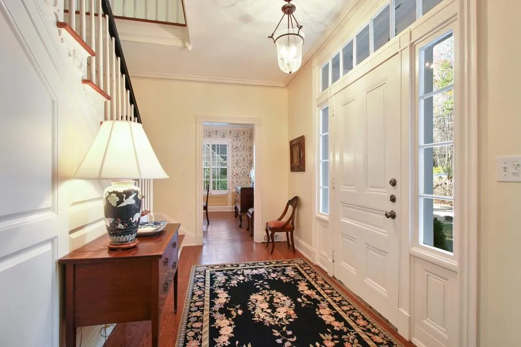 504 W Wesley Road Nw, Atlanta, Georgia 30305, 4 Bedrooms Bedrooms, ,4 BathroomsBathrooms,Residential,Sold,504 W Wesley Road Nw,5785261