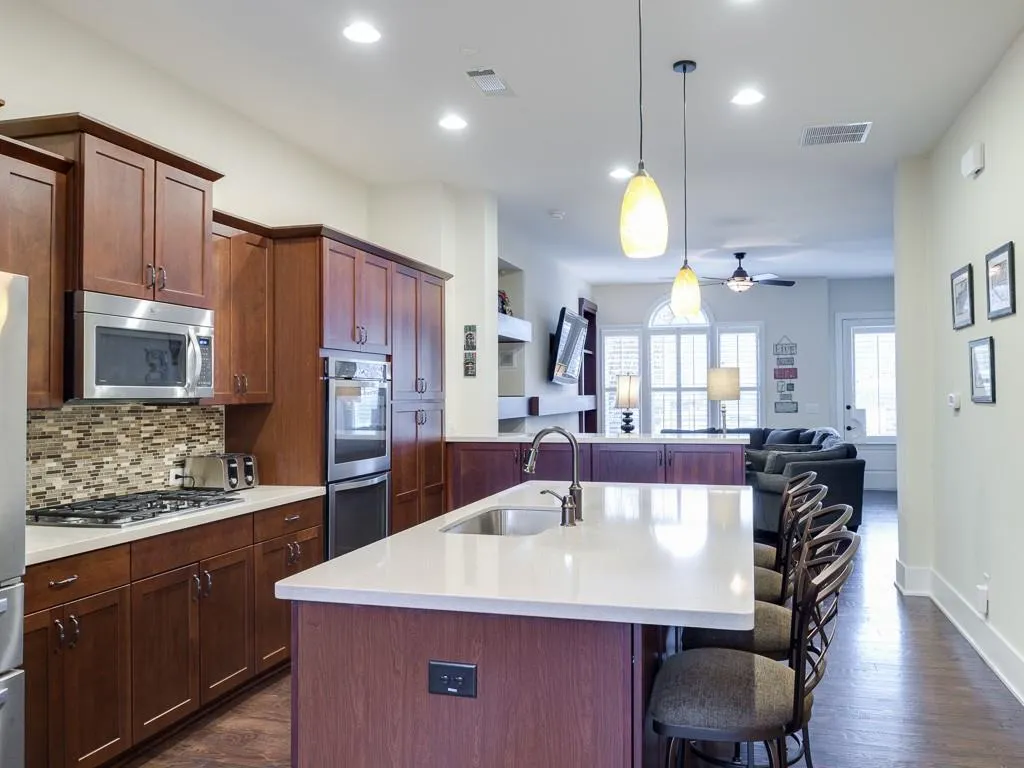 309 Alderwood Lane, Atlanta, Georgia 30328, 3 Bedrooms Bedrooms, ,3 BathroomsBathrooms,Residential,Sold,309 Alderwood Lane,5615698