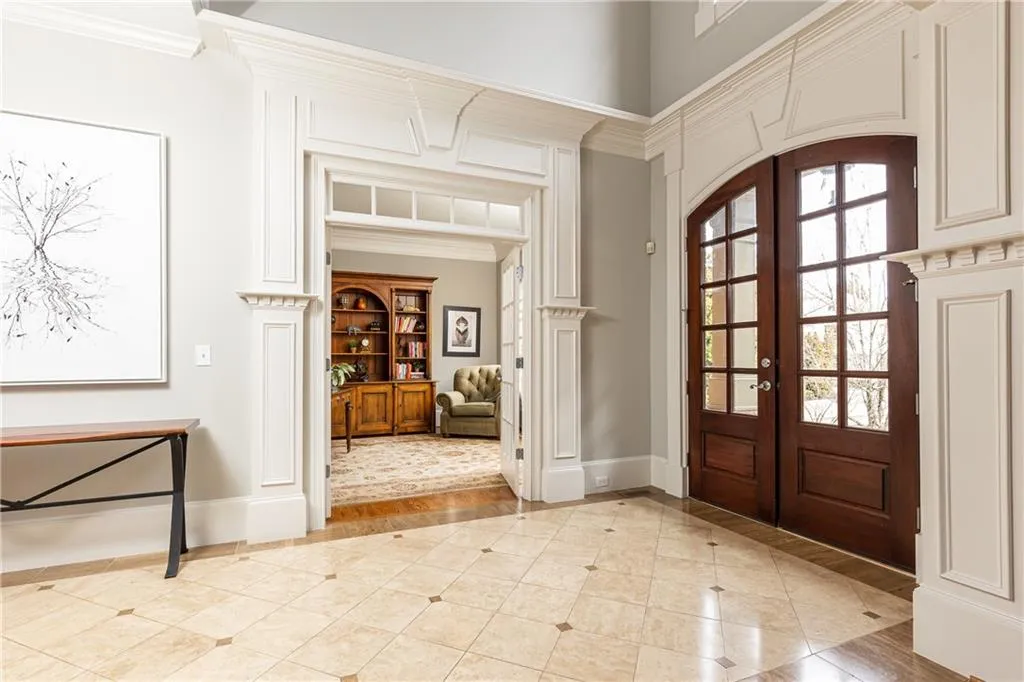 700 Glengate Place, Sandy Springs, Georgia 30328, 5 Bedrooms Bedrooms, ,5 BathroomsBathrooms,Residential,Sold,700 Glengate Place,7170986