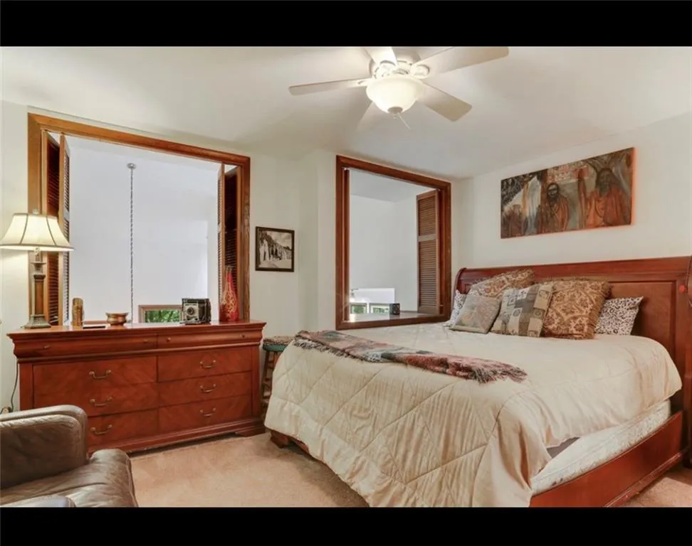 1550 Spalding Drive, Sandy Springs, Georgia 30350, 4 Bedrooms Bedrooms, ,3 BathroomsBathrooms,Residential,Sold,1550 Spalding Drive,6920124