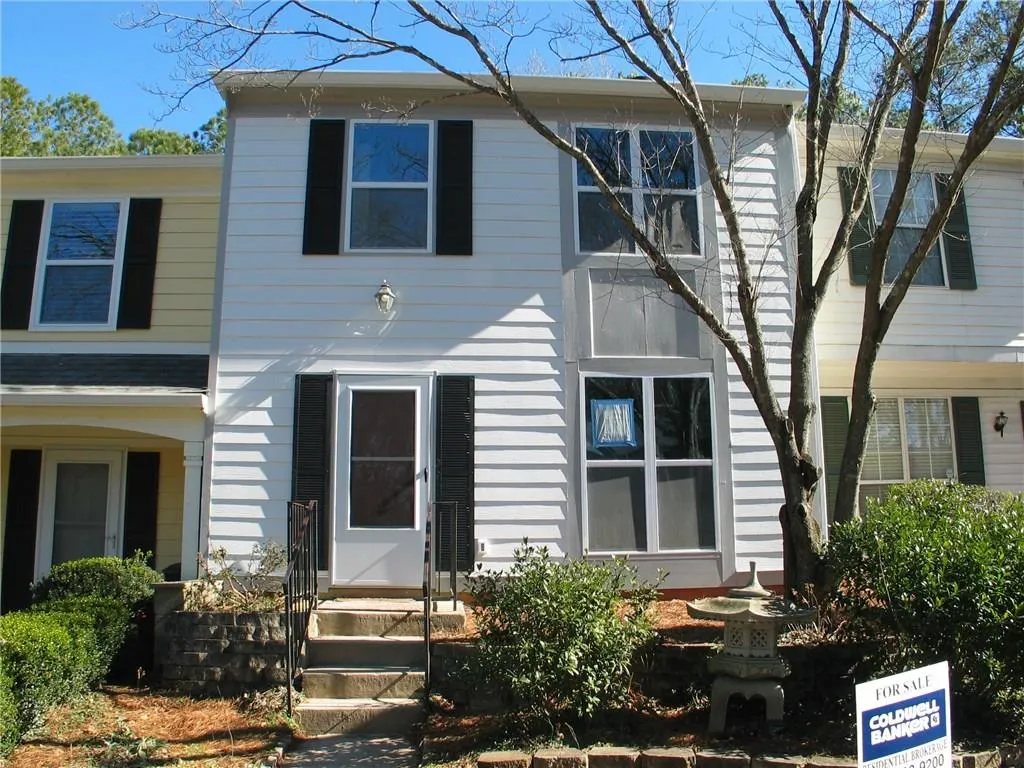 1707 Queen Anne Court, Sandy Springs, Georgia 30350, 2 Bedrooms Bedrooms, ,2 BathroomsBathrooms,Residential,Sold,1707 Queen Anne Court,5961718