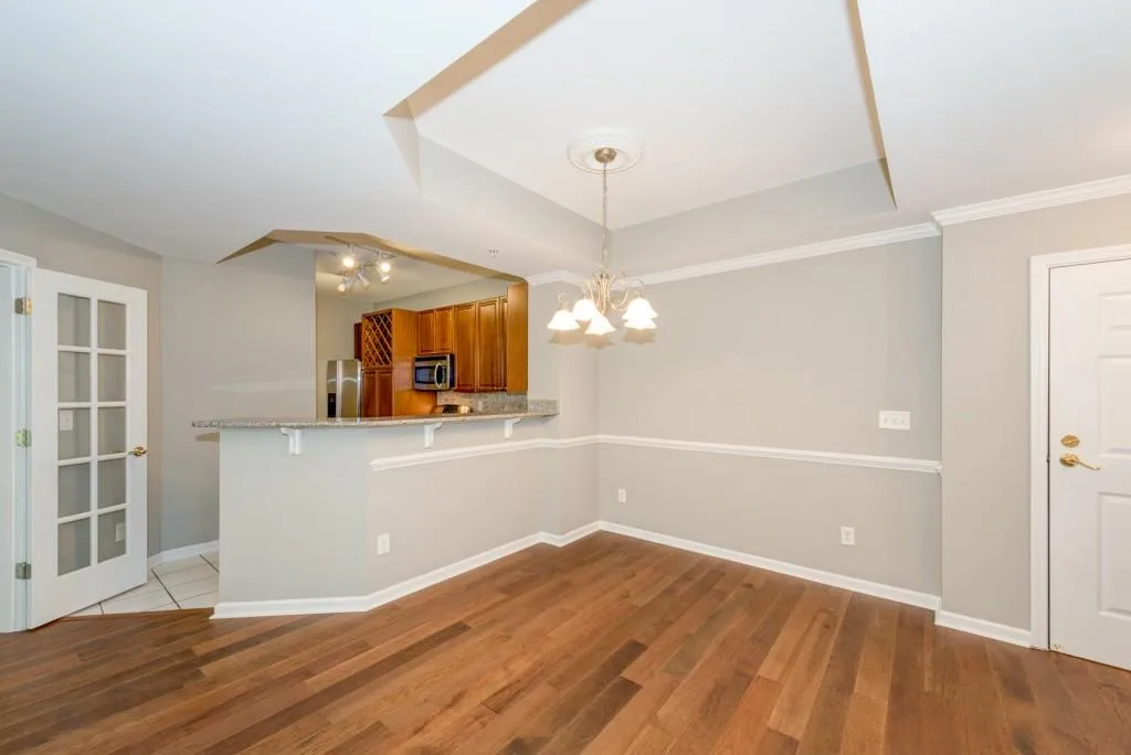 424 Lindbergh Drive Ne Unit 210, Atlanta, Georgia 30305, 2 Bedrooms Bedrooms, ,2 BathroomsBathrooms,Residential,Sold,424 Lindbergh Drive Ne Unit 210,5773874