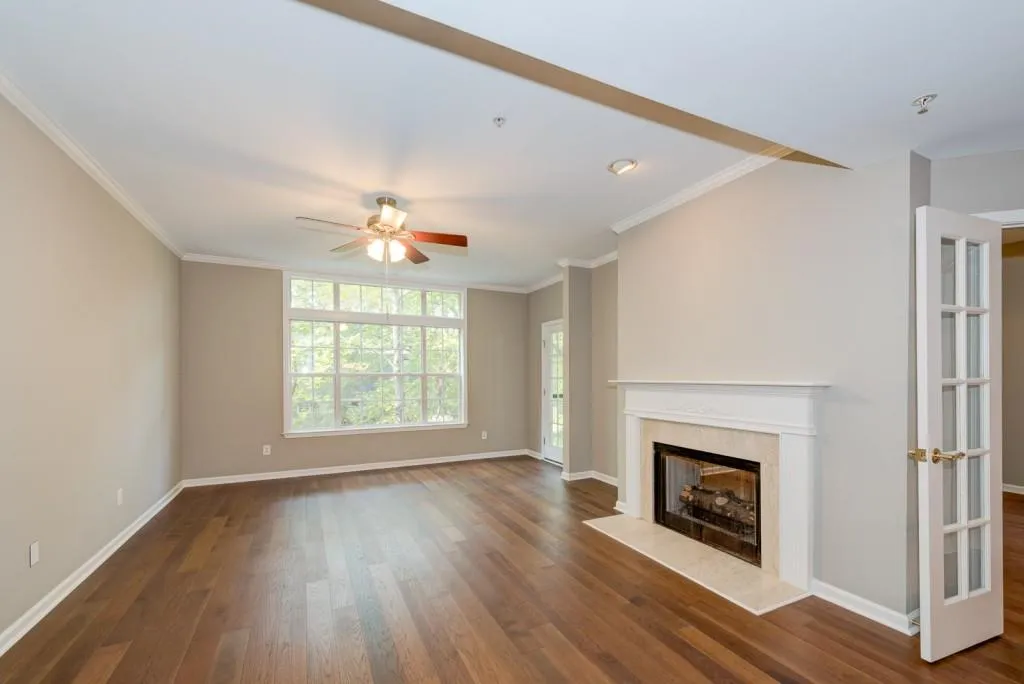 424 Lindbergh Drive Ne Unit 210, Atlanta, Georgia 30305, 2 Bedrooms Bedrooms, ,2 BathroomsBathrooms,Residential,Sold,424 Lindbergh Drive Ne Unit 210,5773874