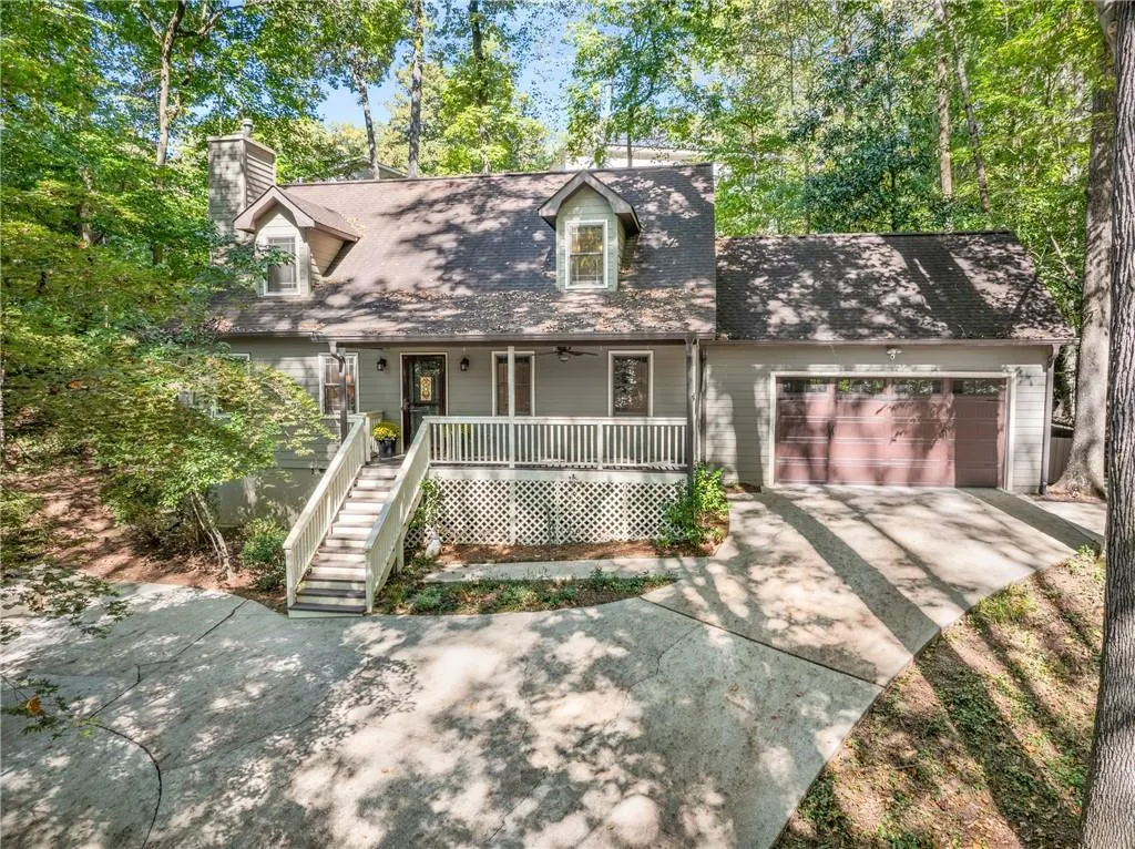 1560 Bubbling Creek Road Ne, Atlanta, Georgia 30319, 4 Bedrooms Bedrooms, ,3 BathroomsBathrooms,Residential,For Sale,1560 Bubbling Creek Road Ne,7665744