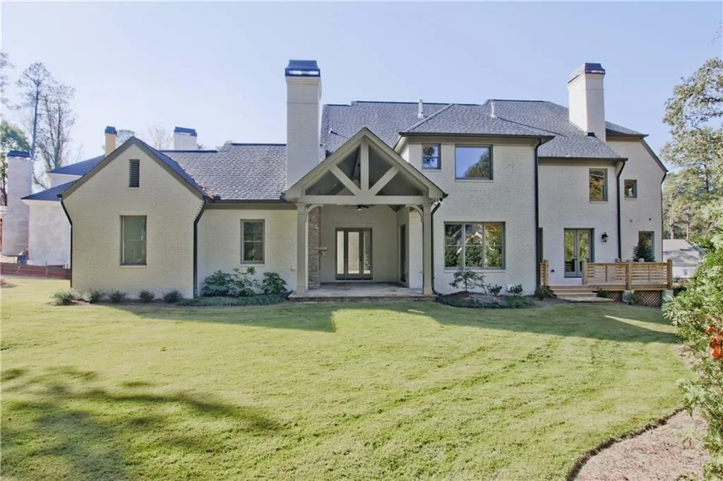 512 Ivy Preserve Court, Atlanta, Georgia 30342, 5 Bedrooms Bedrooms, ,5 BathroomsBathrooms,Residential,Sold,512 Ivy Preserve Court,5774157