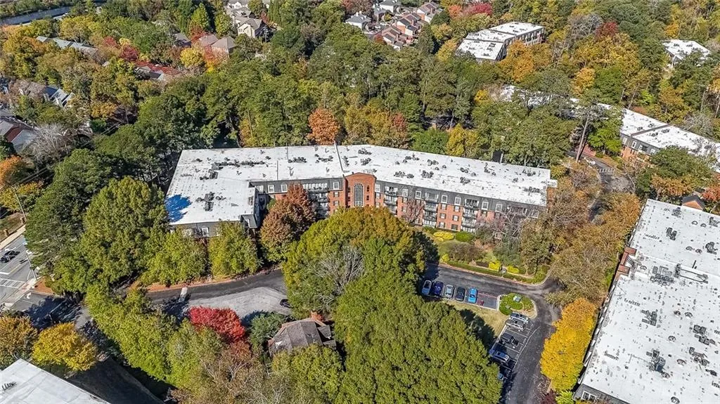 28410 Plantation Drive Ne, Atlanta, Georgia 30324, 2 Bedrooms Bedrooms, ,2 BathroomsBathrooms,Residential,For Sale,28410 Plantation Drive Ne,7676483