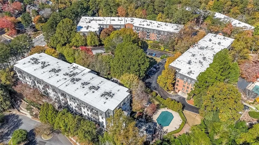 28410 Plantation Drive Ne, Atlanta, Georgia 30324, 2 Bedrooms Bedrooms, ,2 BathroomsBathrooms,Residential,For Sale,28410 Plantation Drive Ne,7676483