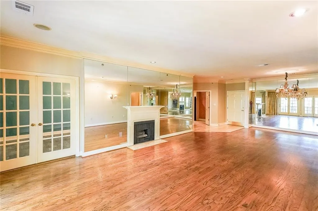 28410 Plantation Drive Ne, Atlanta, Georgia 30324, 2 Bedrooms Bedrooms, ,2 BathroomsBathrooms,Residential,For Sale,28410 Plantation Drive Ne,7676483