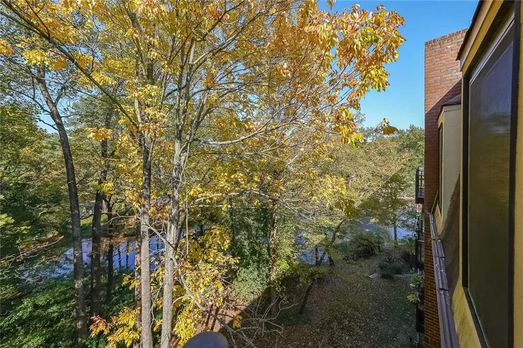 28410 Plantation Drive Ne, Atlanta, Georgia 30324, 2 Bedrooms Bedrooms, ,2 BathroomsBathrooms,Residential,For Sale,28410 Plantation Drive Ne,7676483