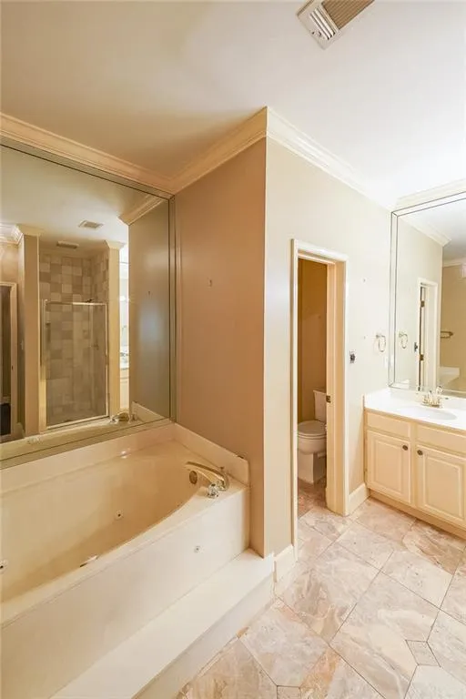 28410 Plantation Drive Ne, Atlanta, Georgia 30324, 2 Bedrooms Bedrooms, ,2 BathroomsBathrooms,Residential,For Sale,28410 Plantation Drive Ne,7676483