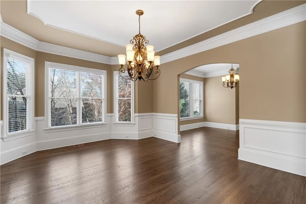 7866 Stratford Lane, Sandy Springs, Georgia 30350, 6 Bedrooms Bedrooms, ,6 BathroomsBathrooms,Residential,Sold,7866 Stratford Lane,6855036