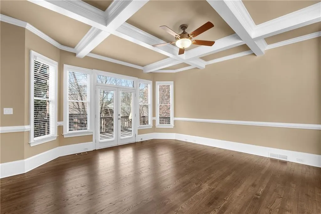 7866 Stratford Lane, Sandy Springs, Georgia 30350, 6 Bedrooms Bedrooms, ,6 BathroomsBathrooms,Residential,Sold,7866 Stratford Lane,6855036