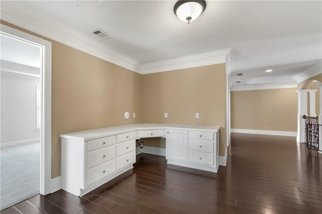 7866 Stratford Lane, Sandy Springs, Georgia 30350, 6 Bedrooms Bedrooms, ,6 BathroomsBathrooms,Residential,Sold,7866 Stratford Lane,6855036