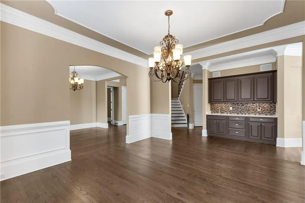7866 Stratford Lane, Sandy Springs, Georgia 30350, 6 Bedrooms Bedrooms, ,6 BathroomsBathrooms,Residential,Sold,7866 Stratford Lane,6855036