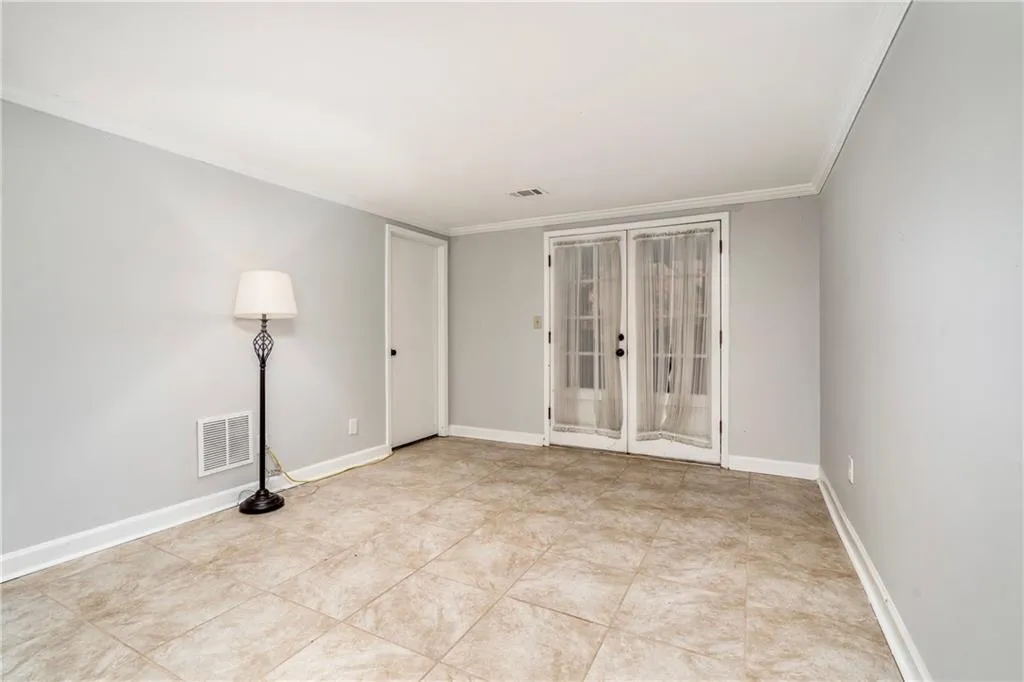 9560 Huntcliff Trace, Sandy Springs, Georgia 30350, 6 Bedrooms Bedrooms, ,4 BathroomsBathrooms,Residential,Sold,9560 Huntcliff Trace,6989638