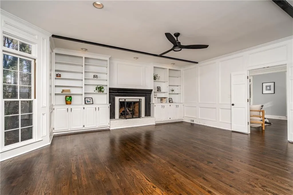 9560 Huntcliff Trace, Sandy Springs, Georgia 30350, 6 Bedrooms Bedrooms, ,4 BathroomsBathrooms,Residential,Sold,9560 Huntcliff Trace,6989638