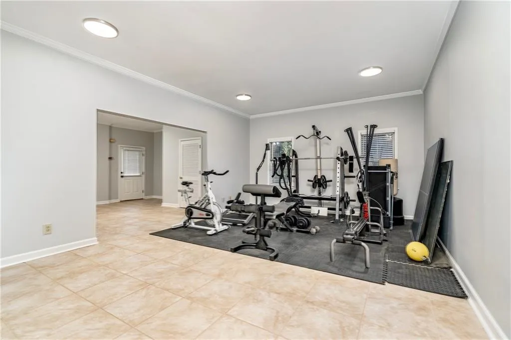 9560 Huntcliff Trace, Sandy Springs, Georgia 30350, 6 Bedrooms Bedrooms, ,4 BathroomsBathrooms,Residential,Sold,9560 Huntcliff Trace,6989638