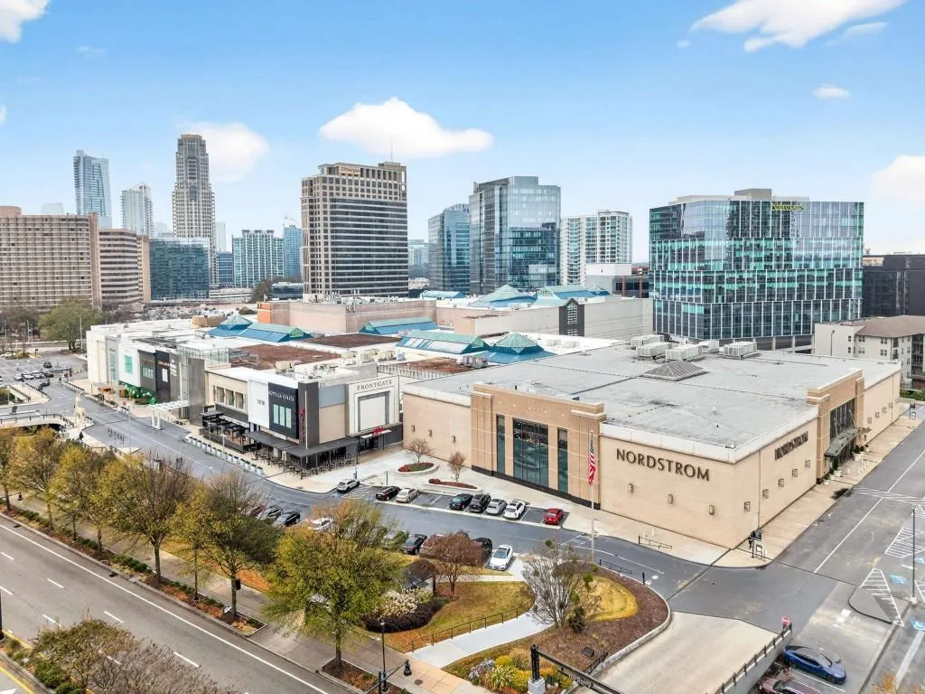 3668 Kingsboro Road Ne Unit 10, Atlanta, Georgia 30319, 2 Bedrooms Bedrooms, ,1 BathroomBathrooms,Residential,For Sale,3668 Kingsboro Road Ne Unit 10,7690198