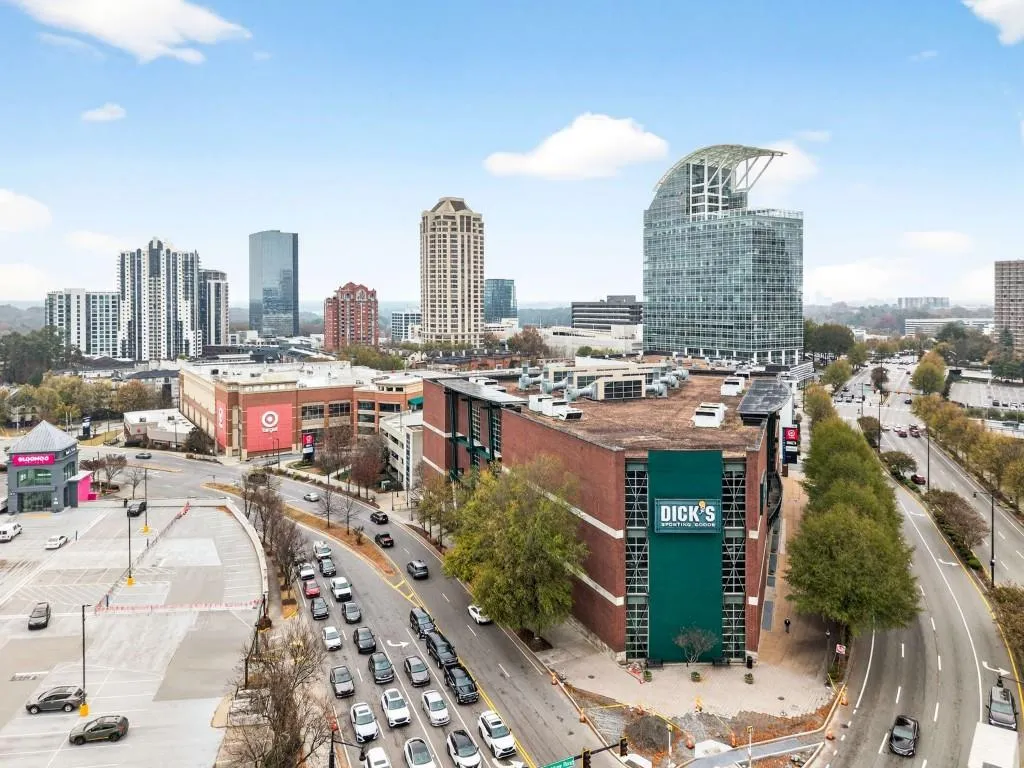 3668 Kingsboro Road Ne Unit 10, Atlanta, Georgia 30319, 2 Bedrooms Bedrooms, ,1 BathroomBathrooms,Residential,For Sale,3668 Kingsboro Road Ne Unit 10,7690198