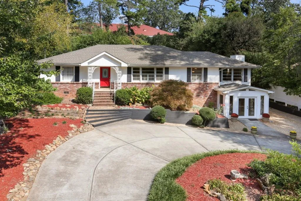 164 Osner Drive, Sandy Springs, Georgia 30342, 3 Bedrooms Bedrooms, ,2 BathroomsBathrooms,Residential,Sold,164 Osner Drive,5760147