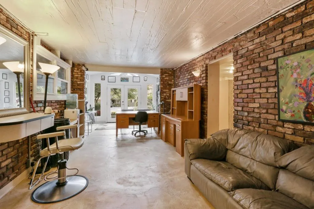 164 Osner Drive, Sandy Springs, Georgia 30342, 3 Bedrooms Bedrooms, ,2 BathroomsBathrooms,Residential,Sold,164 Osner Drive,5760147