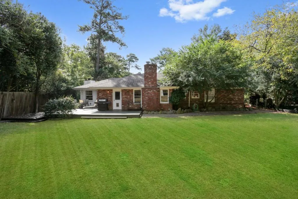 164 Osner Drive, Sandy Springs, Georgia 30342, 3 Bedrooms Bedrooms, ,2 BathroomsBathrooms,Residential,Sold,164 Osner Drive,5760147