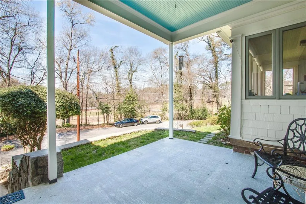 165 Avery Drive Ne, Atlanta, Georgia 30309, 5 Bedrooms Bedrooms, ,3 BathroomsBathrooms,Residential,Sold,165 Avery Drive Ne,5978368