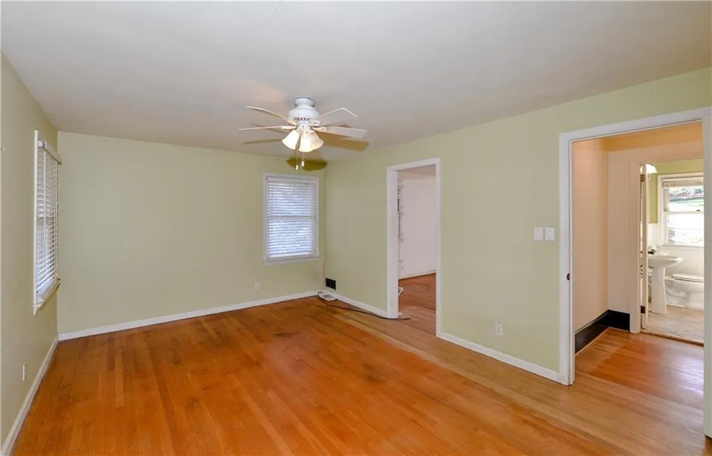 810 Starlight Drive, Sandy Springs, Georgia 30342, 3 Bedrooms Bedrooms, ,2 BathroomsBathrooms,Residential,Sold,810 Starlight Drive,5979258