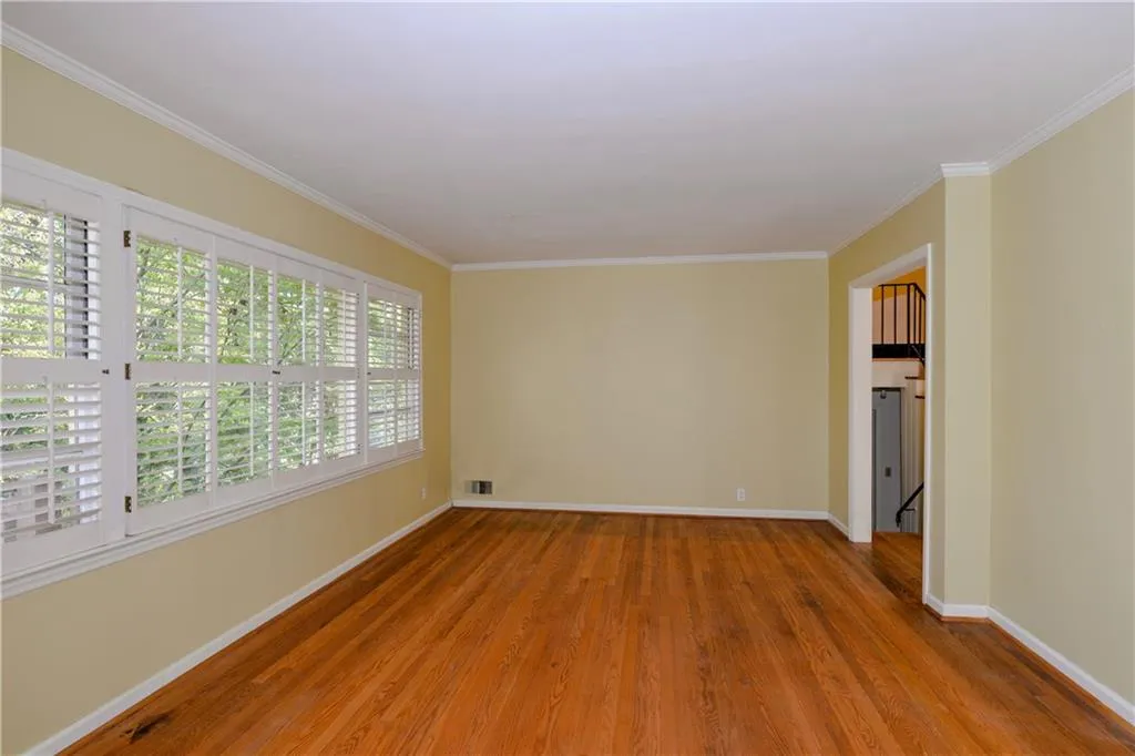810 Starlight Drive, Sandy Springs, Georgia 30342, 3 Bedrooms Bedrooms, ,2 BathroomsBathrooms,Residential,Sold,810 Starlight Drive,5979258