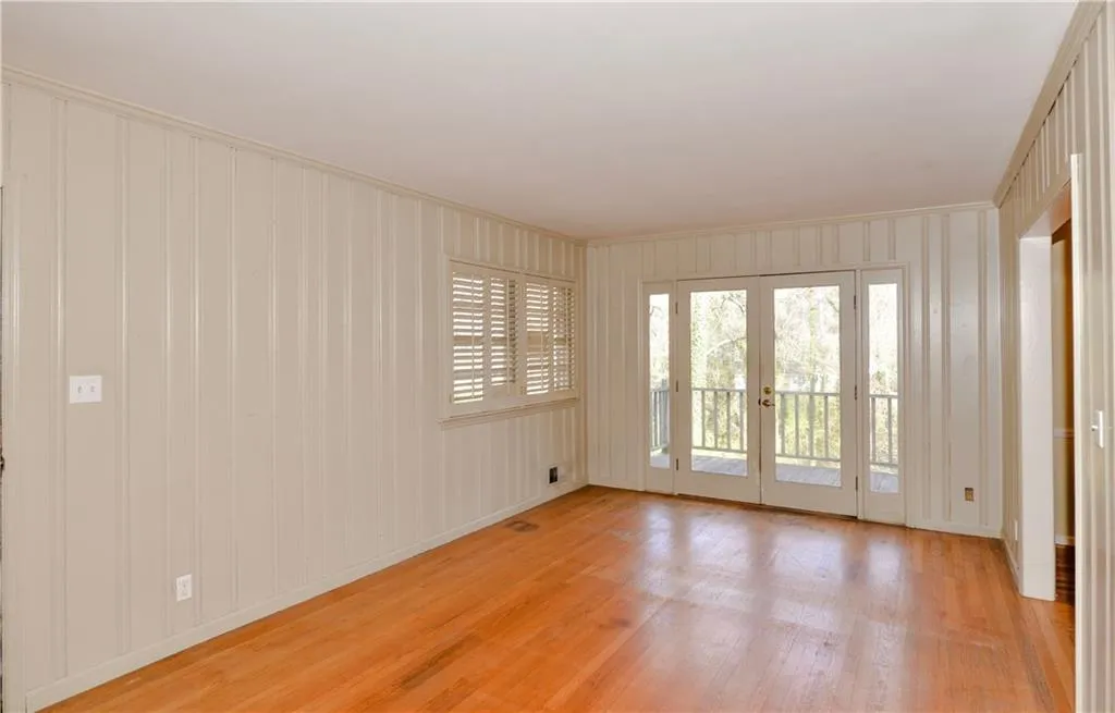 810 Starlight Drive, Sandy Springs, Georgia 30342, 3 Bedrooms Bedrooms, ,2 BathroomsBathrooms,Residential,Sold,810 Starlight Drive,5979258