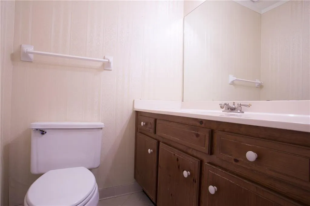 800 Towergate Place, Sandy Springs, Georgia 30350, 4 Bedrooms Bedrooms, ,3 BathroomsBathrooms,Residential,Sold,800 Towergate Place,5749167