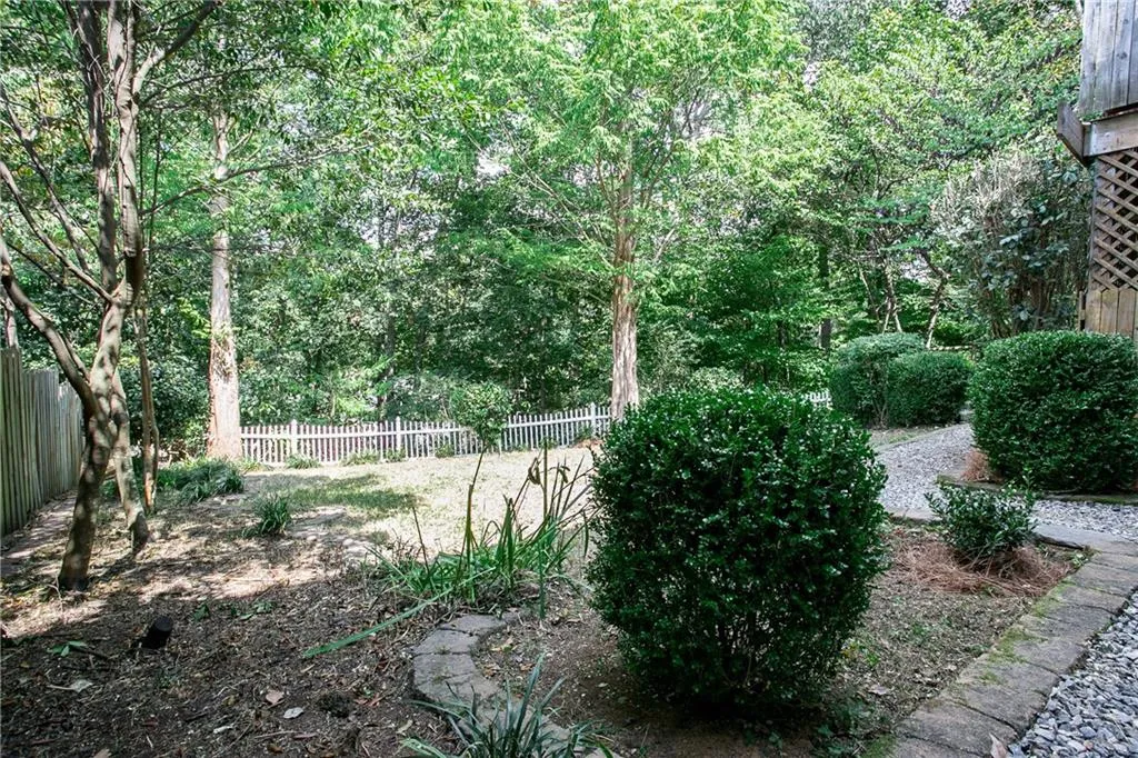 800 Towergate Place, Sandy Springs, Georgia 30350, 4 Bedrooms Bedrooms, ,3 BathroomsBathrooms,Residential,Sold,800 Towergate Place,5749167