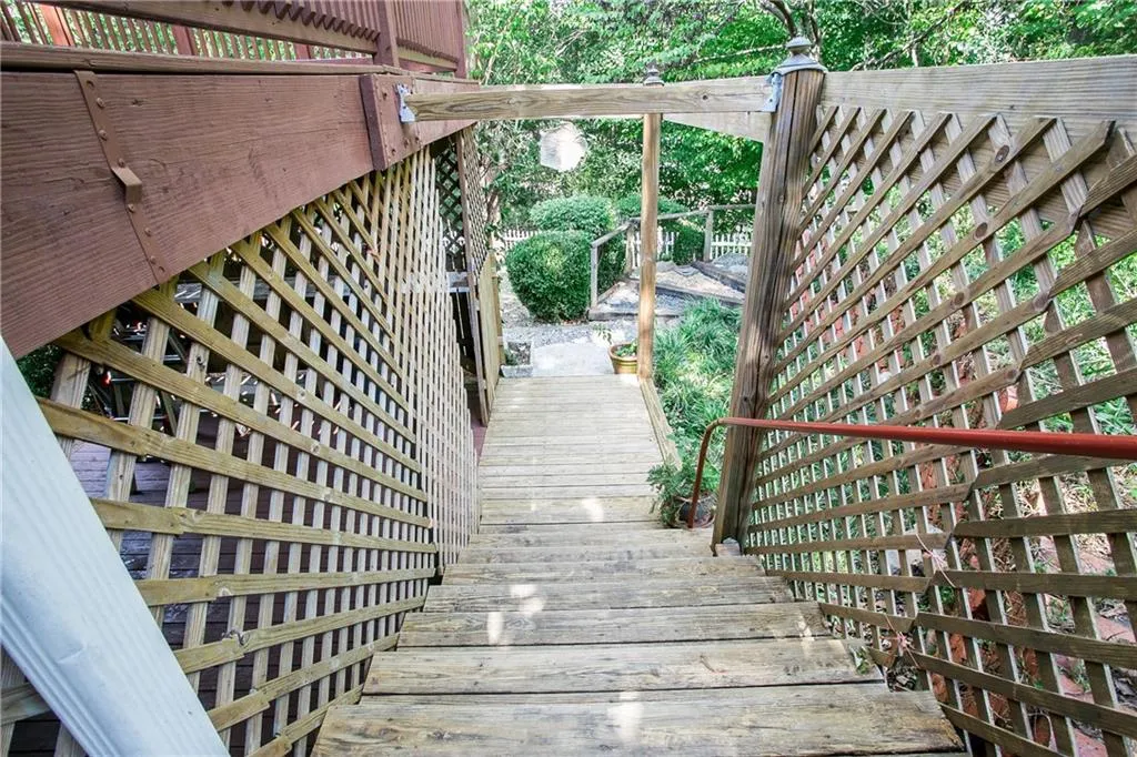 800 Towergate Place, Sandy Springs, Georgia 30350, 4 Bedrooms Bedrooms, ,3 BathroomsBathrooms,Residential,Sold,800 Towergate Place,5749167