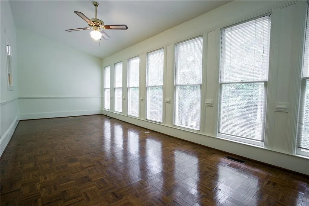 800 Towergate Place, Sandy Springs, Georgia 30350, 4 Bedrooms Bedrooms, ,3 BathroomsBathrooms,Residential,Sold,800 Towergate Place,5749167