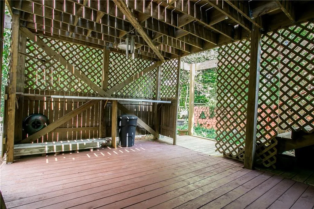 800 Towergate Place, Sandy Springs, Georgia 30350, 4 Bedrooms Bedrooms, ,3 BathroomsBathrooms,Residential,Sold,800 Towergate Place,5749167