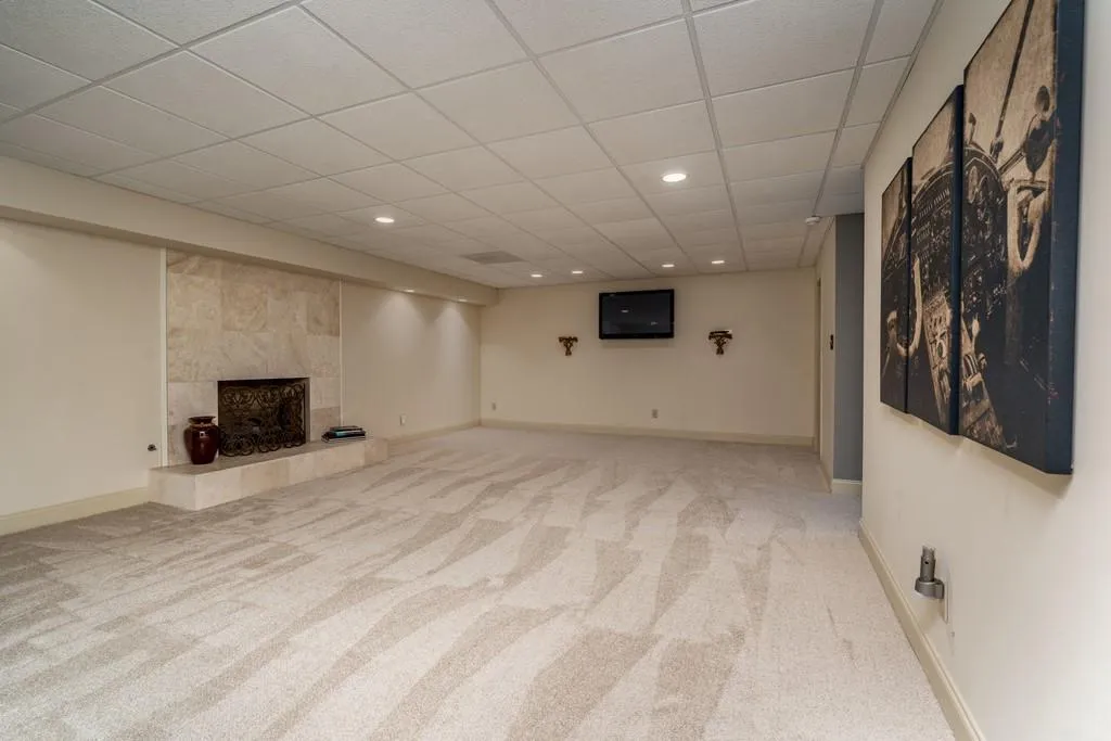 210 Grogans Landing, Sandy Springs, Georgia 30350, 5 Bedrooms Bedrooms, ,4 BathroomsBathrooms,Residential,Sold,210 Grogans Landing,6872505