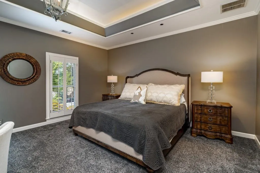 210 Grogans Landing, Sandy Springs, Georgia 30350, 5 Bedrooms Bedrooms, ,4 BathroomsBathrooms,Residential,Sold,210 Grogans Landing,6872505